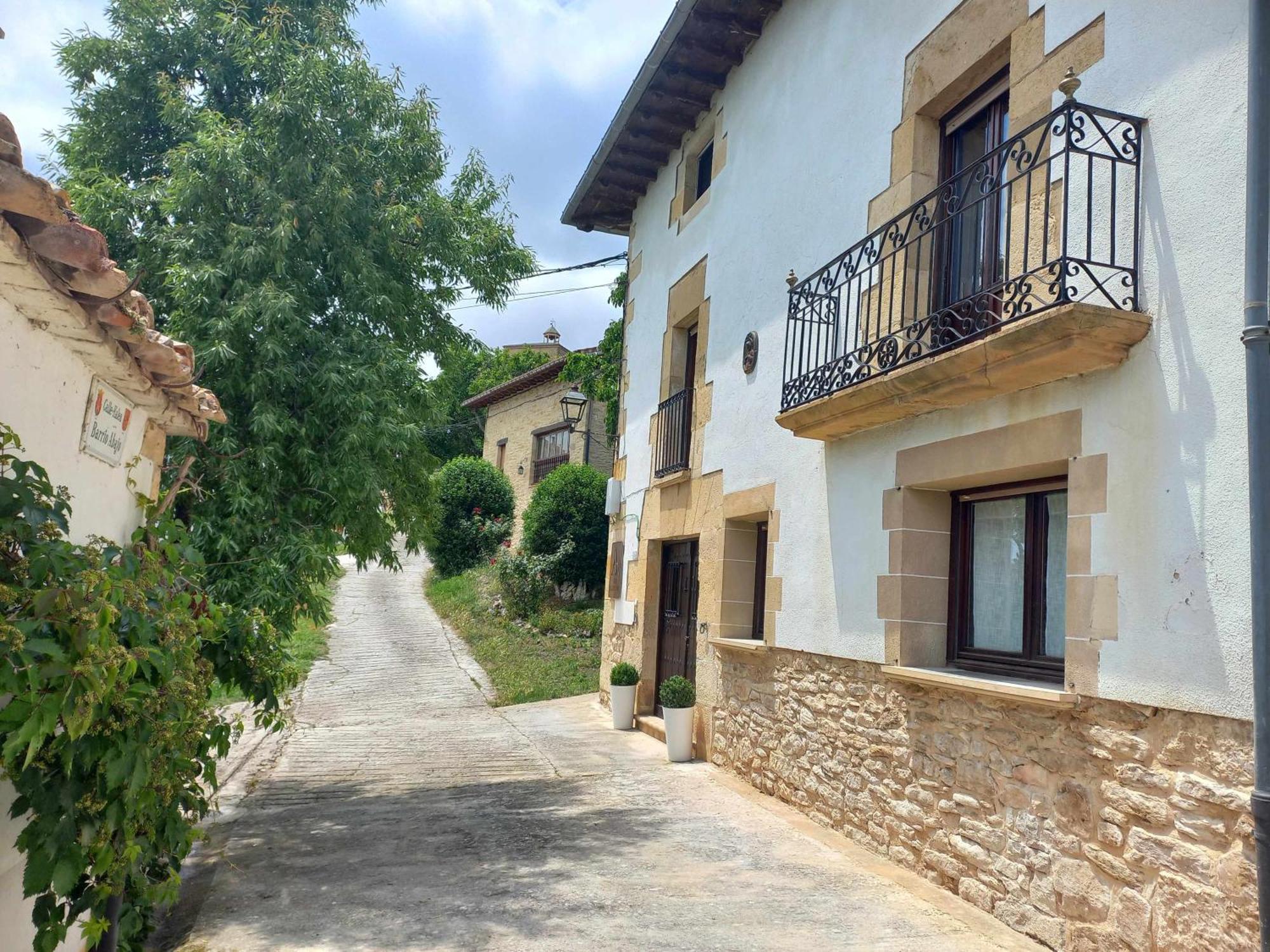 Casa Albaitar Con Piscina Y Sala De Juegos Azcona Bagian luar foto